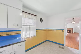 2512 Moundview Dr, Norwood, OH 45212 - Photo 9