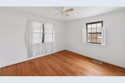 2512 Moundview Drive, Norwood, OH 45212 - Photo 13