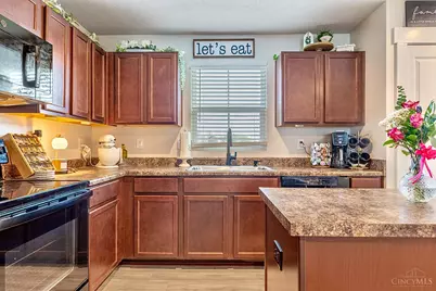 1390 Acadia, Harrison, OH 45030 - Photo 7