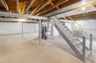 2667 Fairhill Dr, Cincinnati, OH 45239 - Photo 27