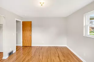 2667 Fairhill Dr, Cincinnati, OH 45239 - Photo 21