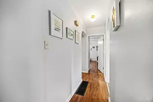 722 Compton Rd, Springfield Township, OH 45231 - Photo 13