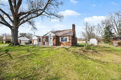 722 Compton Road, Springfield Township, OH 45231 - Photo 3