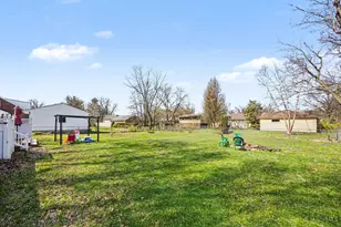 722 Compton Rd, Springfield Township, OH 45231 - Photo 25