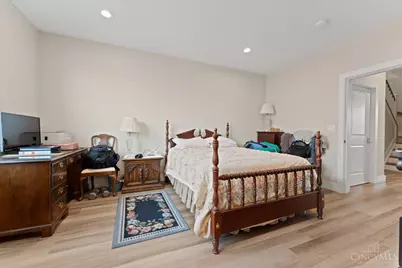 3906 Edwards Road #B, Cincinnati, OH 45209 - Photo 31