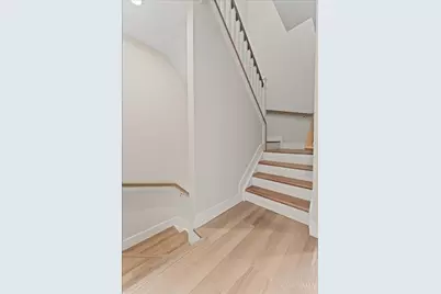 3906 Edwards Road #B, Cincinnati, OH 45209 - Photo 27