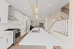 3906 Edwards Rd, Cincinnati, OH 45209 - Photo 15