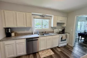 2241 Hamilton Cleves Rd, Hamilton, OH 45013 - Photo 13