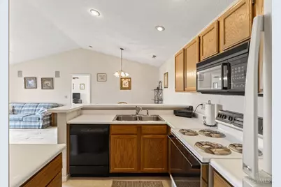 11570 Regency Square Court #12, Colerain Township, OH 45231 - Photo 11