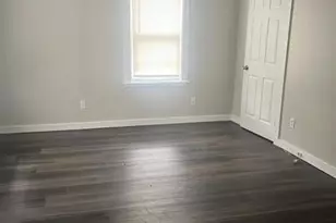 310 Spring St, Cleves, OH 45002 - Photo 5