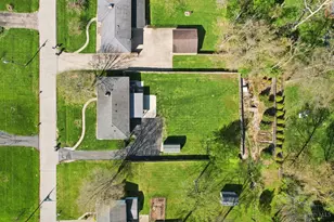 496 E Elm Dr, Pierce Township, OH 45255 - Photo 15