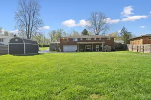 496 E Elm Dr, Pierce Township, OH 45255 - Photo 7