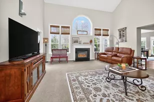 5559 Falling Wood Ct, Miami Township, OH 45150 - Photo 15