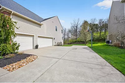 5559 Falling Wood Court, Miami Township, OH 45150 - Photo 67