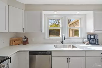 10232 Roppelt Road, Colerain Township, OH 45252 - Photo 9