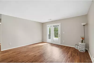 556 Aspen Glen Drive #802, Union Township, OH 45244 - Photo 9