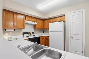 556 Aspen Glen Dr, Union Township, OH 45244 - Photo 17