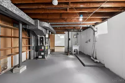 8844 Ebro Court, Springfield Township, OH 45231 - Photo 25