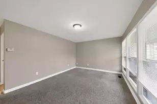 9610 Gibralter Dr, Colerain Township, OH 45251 - Photo 7