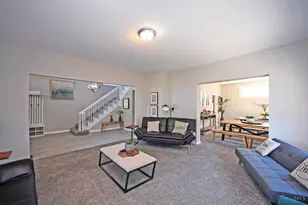 899 Lexington Ave, Cincinnati, OH 45229 - Photo 9