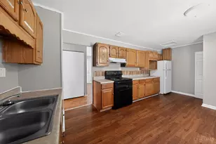 9710 Loralinda Dr, Colerain Township, OH 45251 - Photo 11