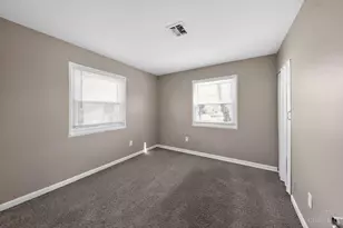 9710 Loralinda Dr, Colerain Township, OH 45251 - Photo 15