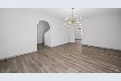 6826 Sampson Lane, Silverton, OH 45236 - Photo 5