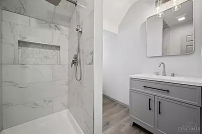 6826 Sampson Lane, Silverton, OH 45236 - Photo 21