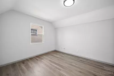 6826 Sampson Lane, Silverton, OH 45236 - Photo 23