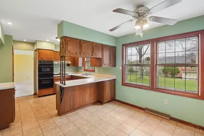 10215 Pendery Drive, Montgomery, OH 45242 - Photo 15