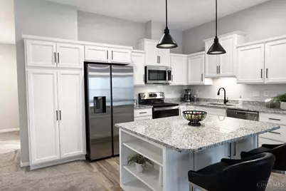 5880 Parkview Lane #303, Milford, OH 45150 - Photo 13