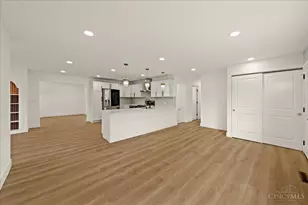 9197 Long Ln, Springfield Township, OH 45231 - Photo 5