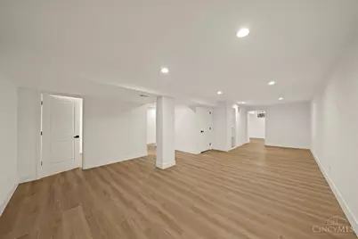 9197 Long Lane, Springfield Township, OH 45231 - Photo 25