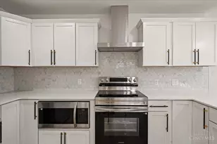 9197 Long Ln, Springfield Township, OH 45231 - Photo 9