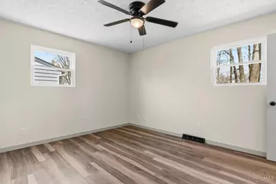 4982 Bell Avenue, Cincinnati, OH 45242 - Photo 17