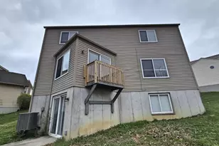 2306 Garrison Dr, Springfield Township, OH 45231 - Photo 5