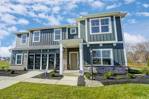 3701 Heritage Farms Ln, Batavia Township, OH 45103 - Photo 1