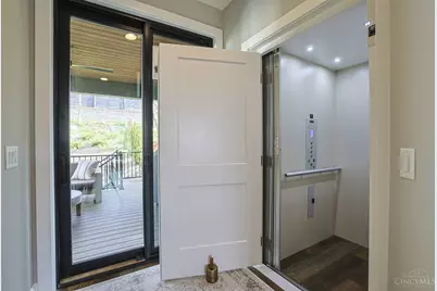 3590 Handman Avenue, Cincinnati, OH 45226 - Photo 43