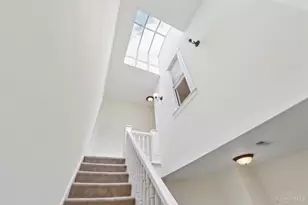 1931 Bigelow, Cincinnati, OH 45219 - Photo 35