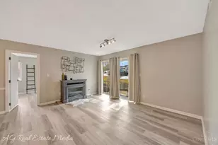 9315 Winton Rd, Springfield Township, OH 45231 - Photo 11