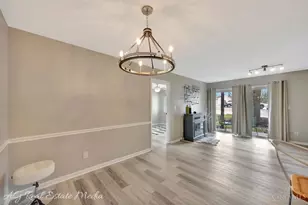 9315 Winton Rd, Springfield Township, OH 45231 - Photo 13