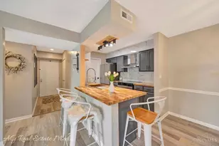 9315 Winton Rd, Springfield Township, OH 45231 - Photo 9