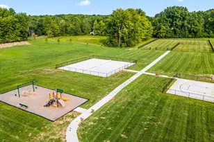 1898 Pondwood Ct, Goshen, OH 45122 - Photo 3