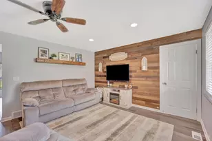 2202 Ebenezer Rd, Green Township, OH 45233 - Photo 9