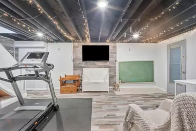 2202 Ebenezer Road, Green Township, OH 45233 - Photo 25