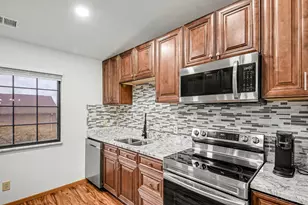 3963 School Section Rd, Green Township, OH 45211 - Photo 9