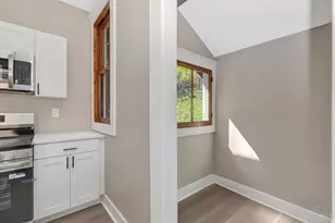 3523 Vinecrest Pl, Cincinnati, OH 45220 - Photo 17