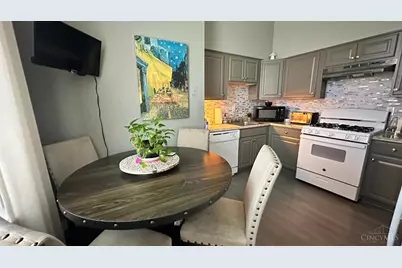 1114 York Street, Cincinnati, OH 45214 - Photo 3