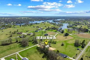 116 Black Hawk Dr, Franklin Township, OH 45171 - Photo 3