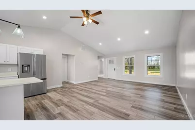 116 Black Hawk Drive, Franklin Township, OH 45171 - Photo 11